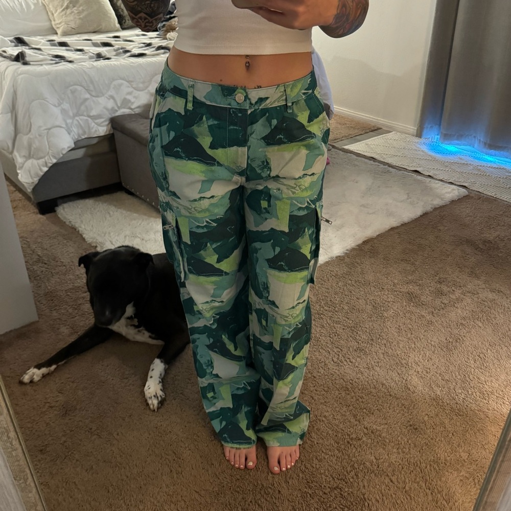 Women’s cargo pants forever 21